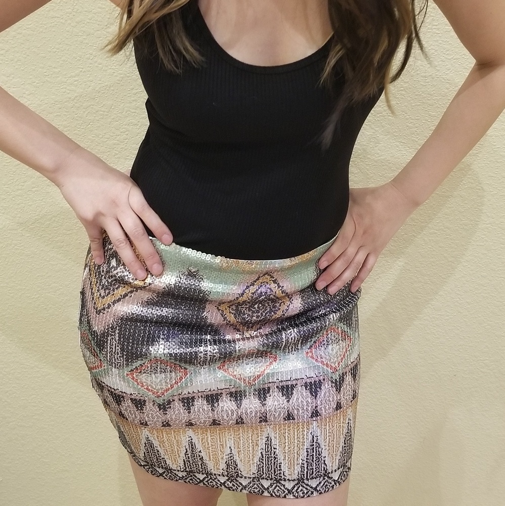 Charlotte Russe Sequin Mini Skirt Size Medium